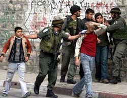 Israeli forces detaining children